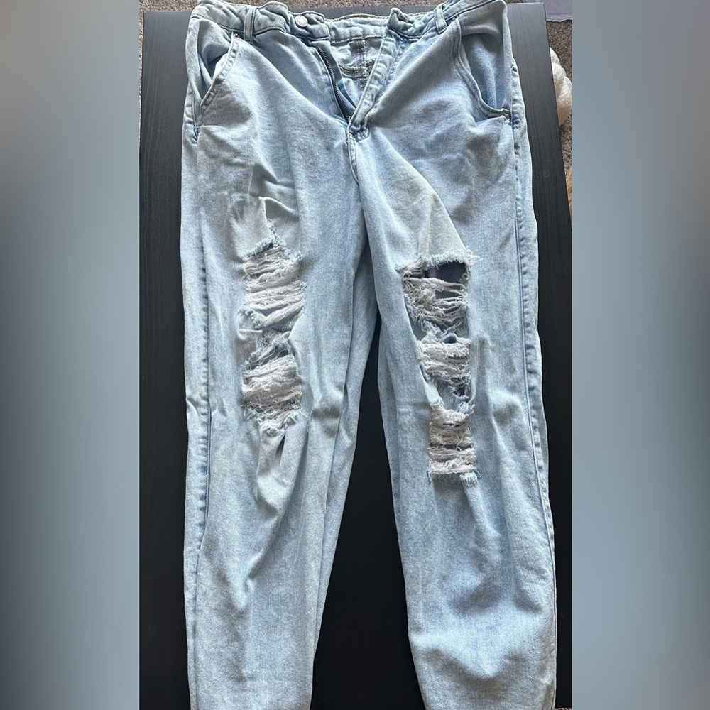 Light wash ripped jeans
